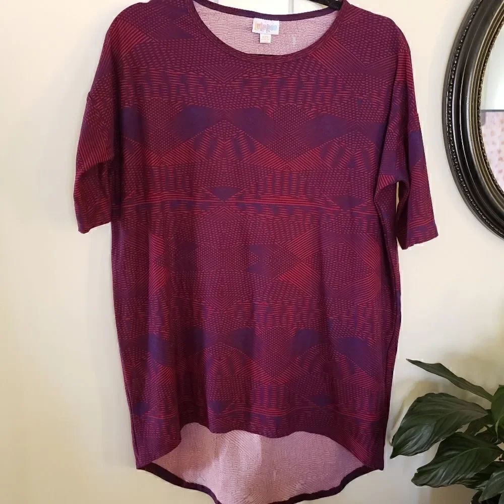 LuLaRoe Simply Comfortable Hi Low Patterned Top